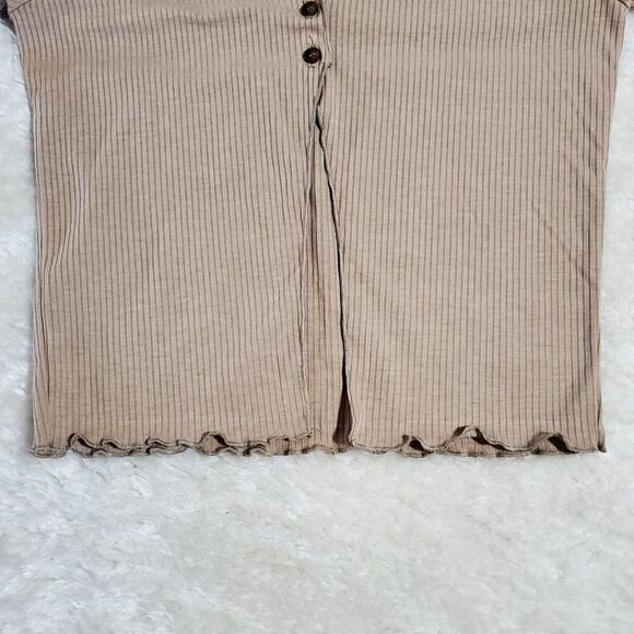 Caution to the Wind Tan Two-Button Lightweight Cardigan Top, Size Medium - Picture 6 of 7